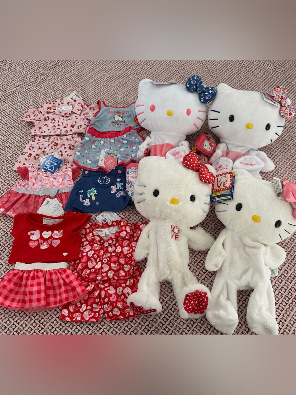Hello kitty build a bear lot bundle Bab Sanrio
